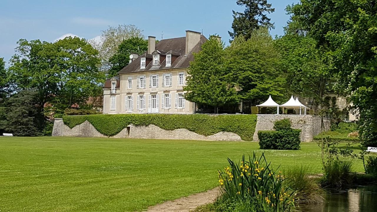 Chateau De Rigny Menthon-Saint-Bernard Bagian luar foto