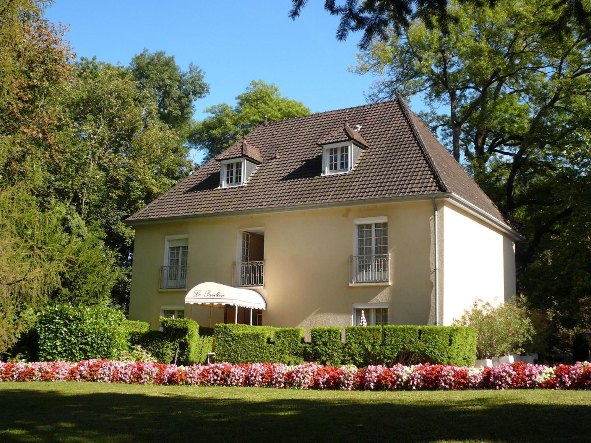 Chateau De Rigny Menthon-Saint-Bernard Bagian luar foto